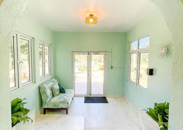 Golden Palm B&B