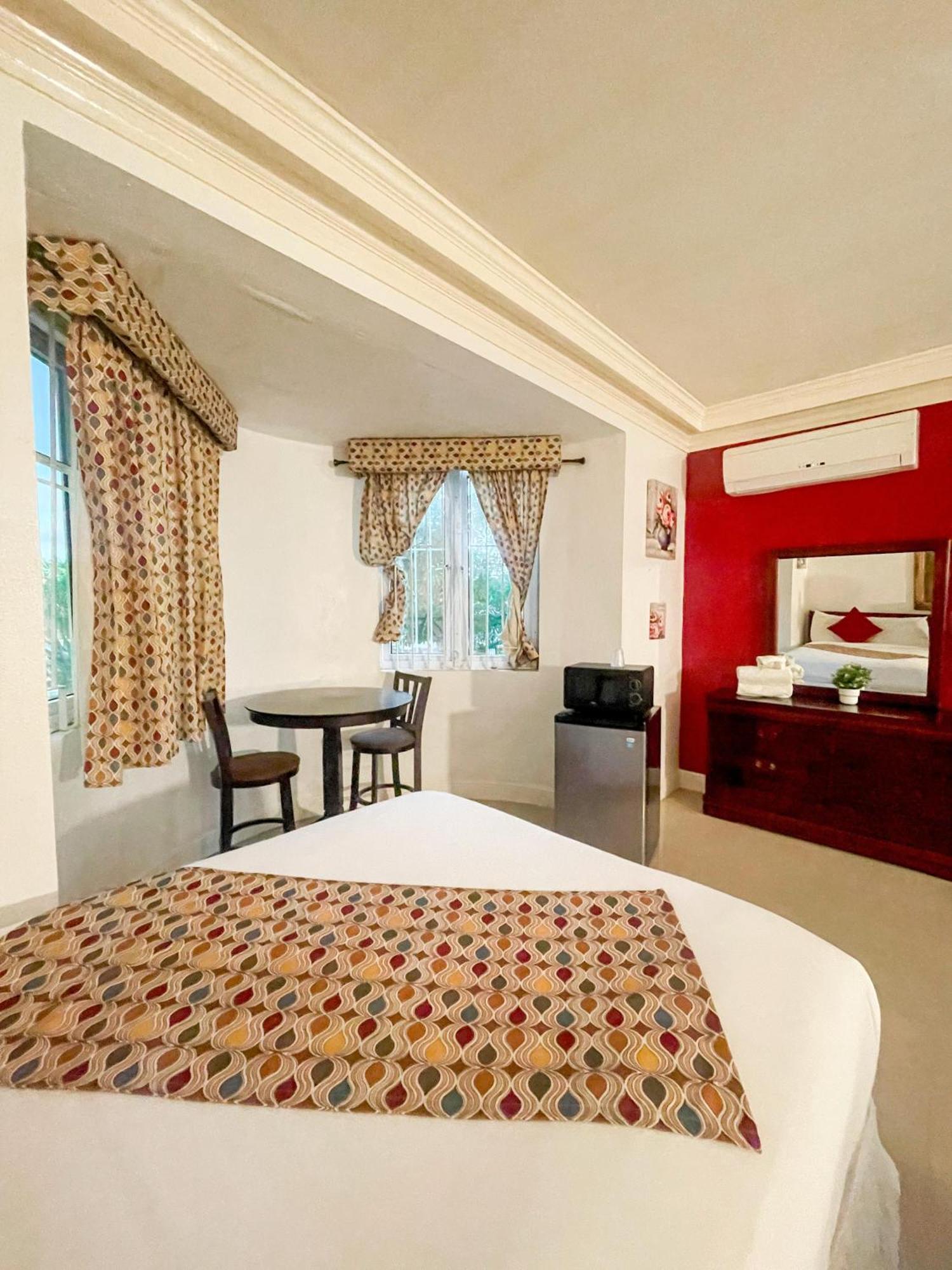 Golden Palm 3*