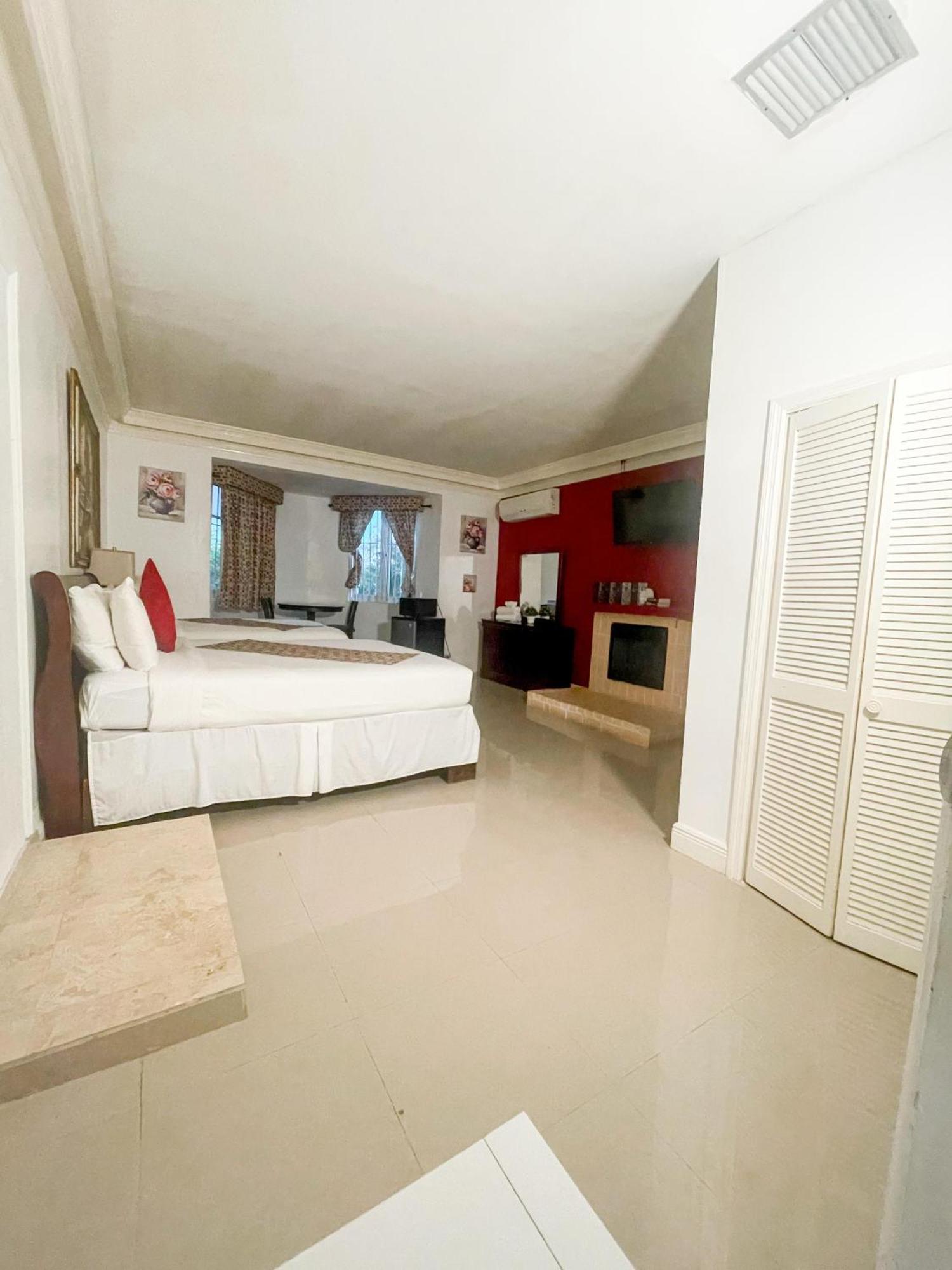Golden Palm 3* Nassau