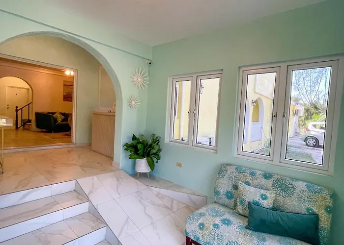 Golden Palm B&B